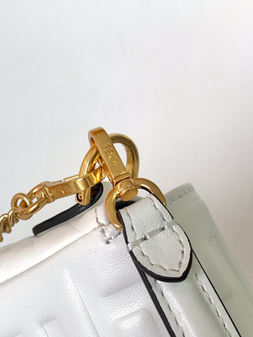 Mini Baguette Bag 20 with Ff Motif White Leather Ghw