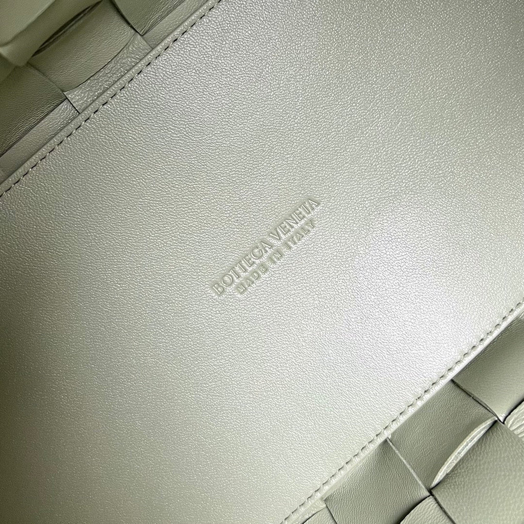 Bottega Veneta Medium 28 Cassette Grey Lambskin Bag