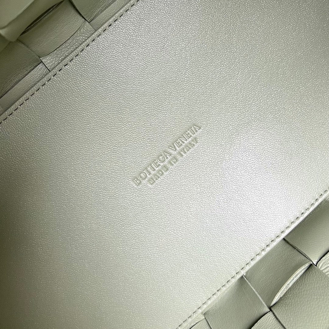 Bottega Veneta Medium 28 Cassette Grey Lambskin Bag