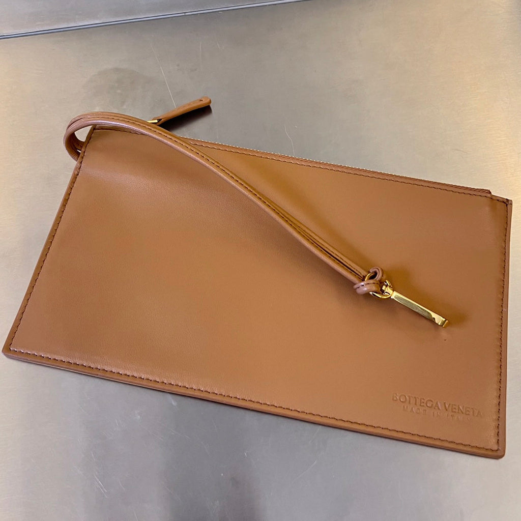 Bottega Veneta Medium 28 Cassette Peanut Brown Lambskin Bag