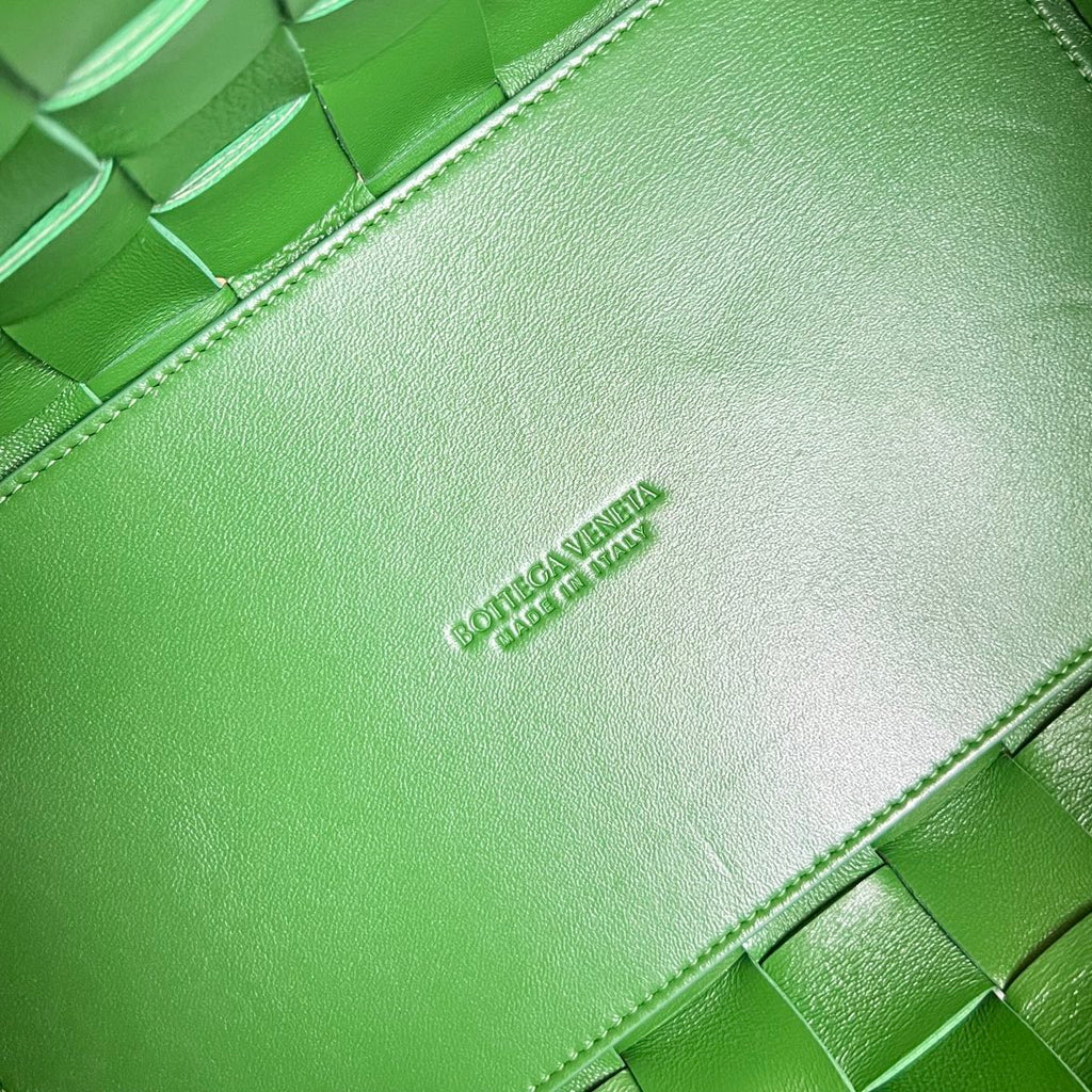 Bottega Veneta Medium 28 Cassette Neon Green Lambskin Bag