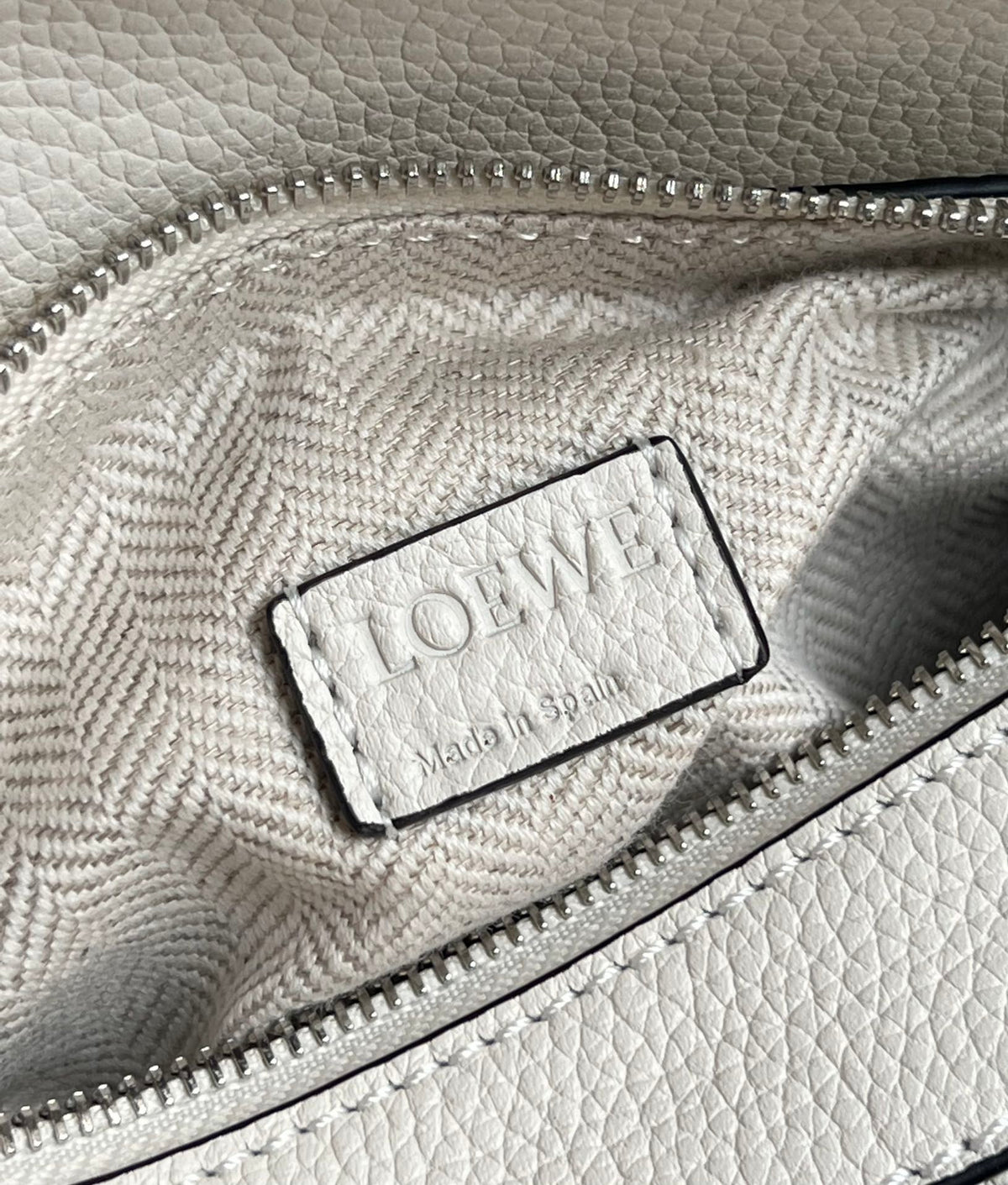 Loewe Mini 18 Puzzle Bag in White Calfskin