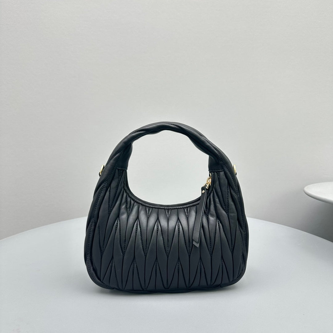 Mini Hobo 20 Bag in Black Sheepskin