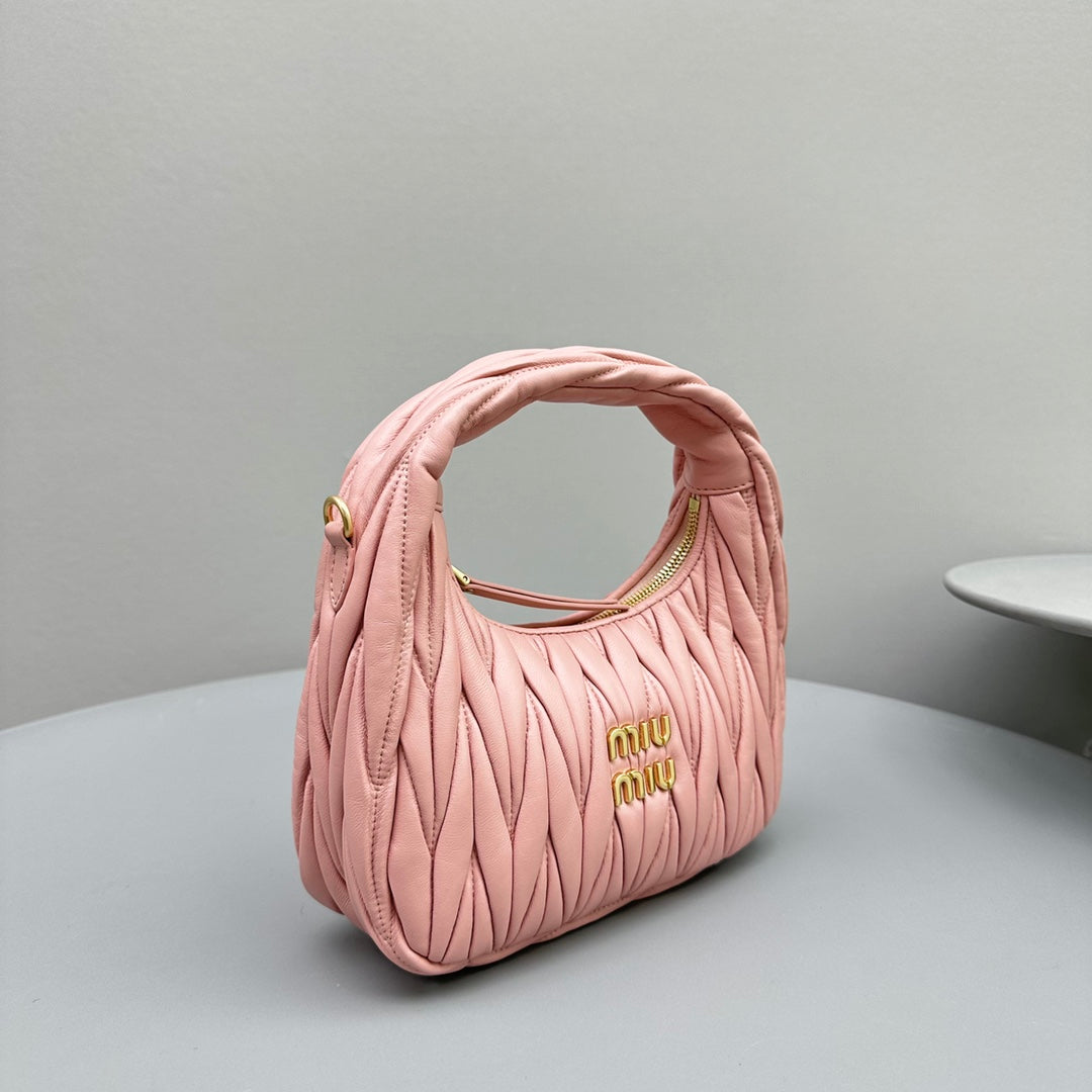 Mini Hobo 20 Bag in Light Pink Sheepskin