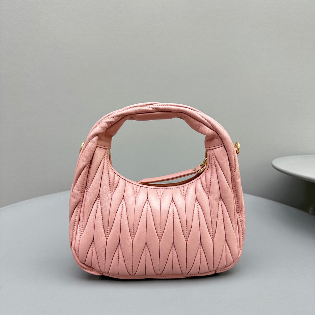 Mini Hobo 20 Bag in Light Pink Sheepskin
