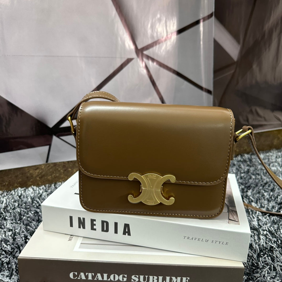 Celine Triomphe Teen 18 Caramel Brown Cowhide Leather Bag