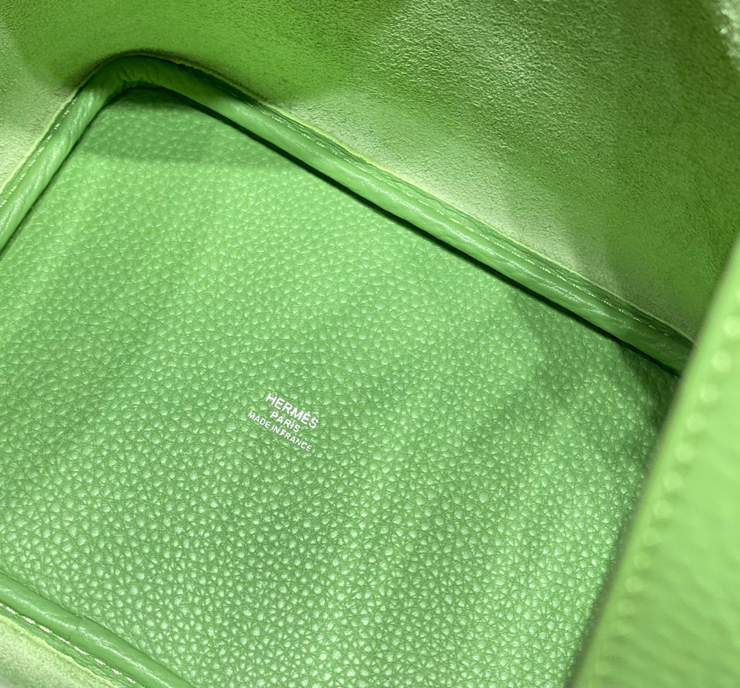 Hermes Picotin Lock 22 Green Togo Shw Bag