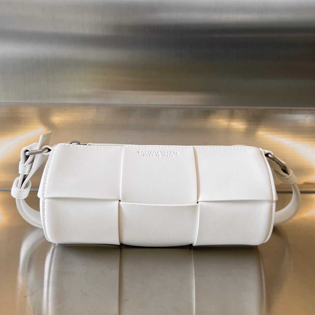 Bottega Veneta Small Cylinder Cassette 21 in White Calfskin Bag