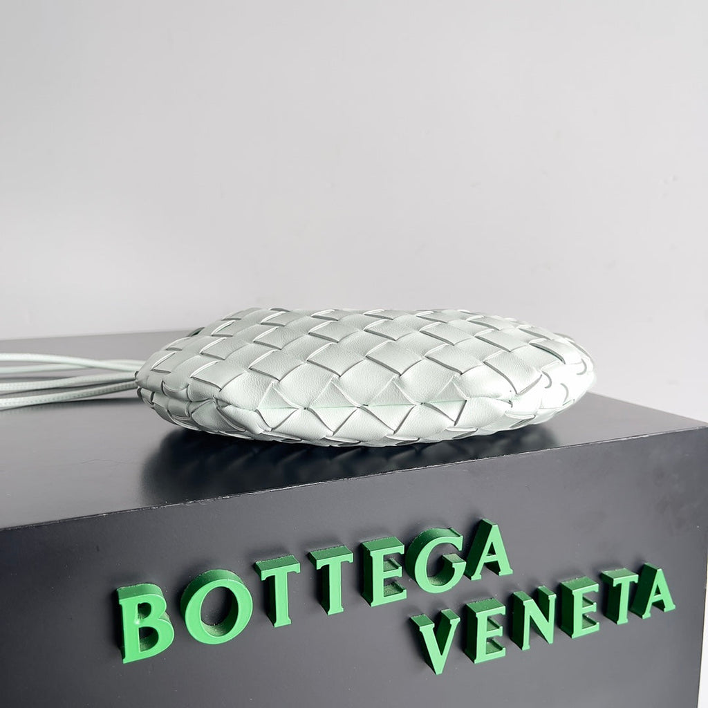 Bottega Veneta Sardine 20 with Chain in White Lambskin Bag