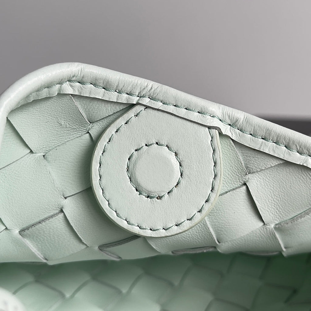 Bottega Veneta Sardine 20 with Chain in White Lambskin Bag
