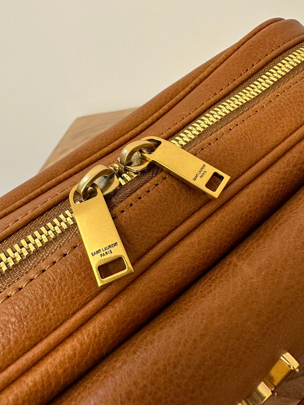 Saint Laurent Niki Medium 26 Lambskin Cinnamon Brown Bag