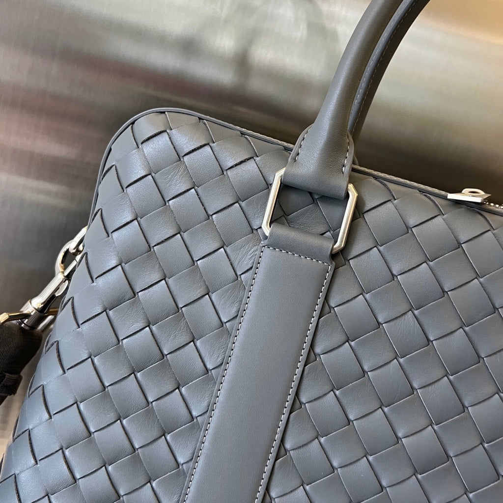 Bottega Veneta Slim Intrecciato Briefcase 36 Grey Calfskin Bag