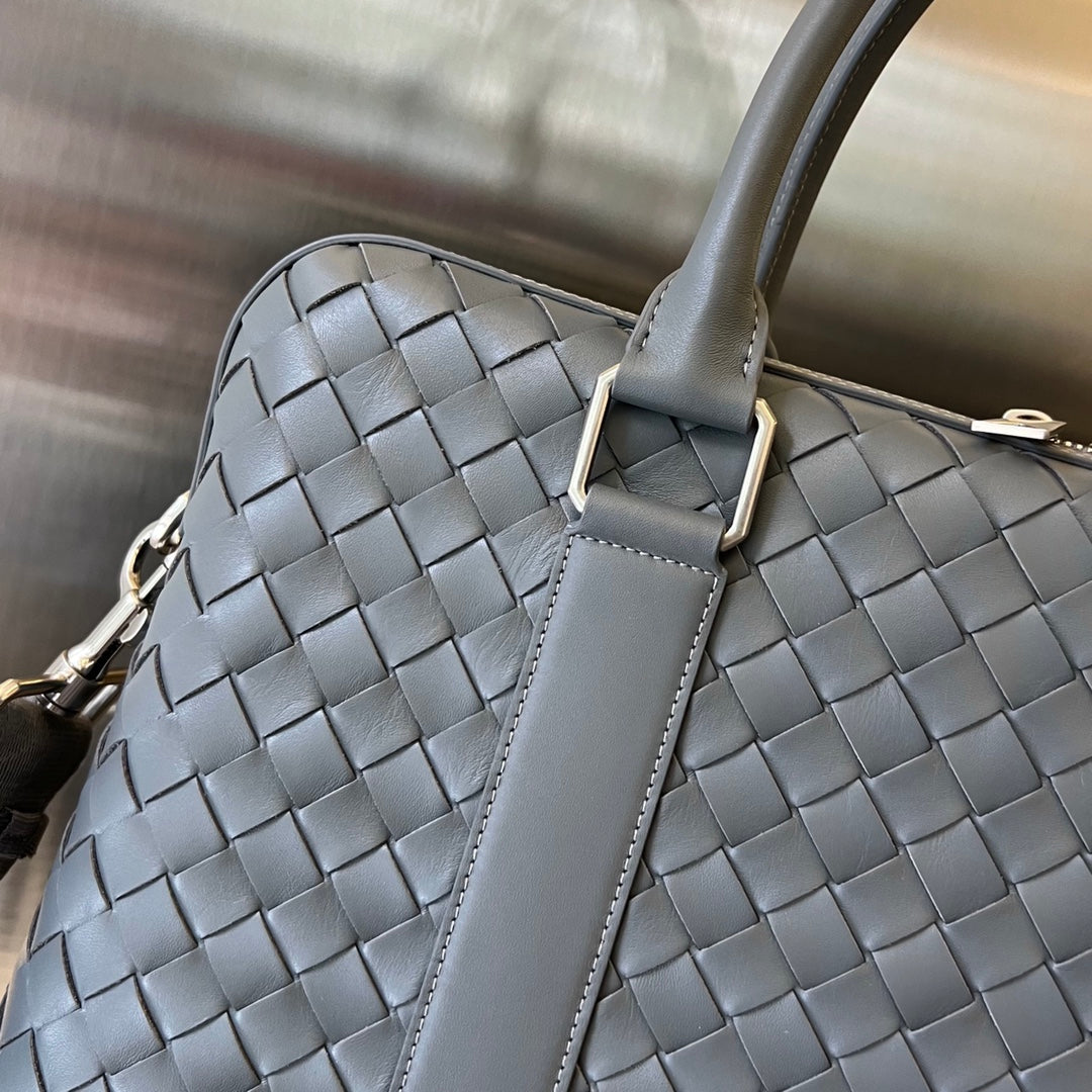 Bottega Veneta Slim Intrecciato Briefcase 36 Grey Calfskin Bag