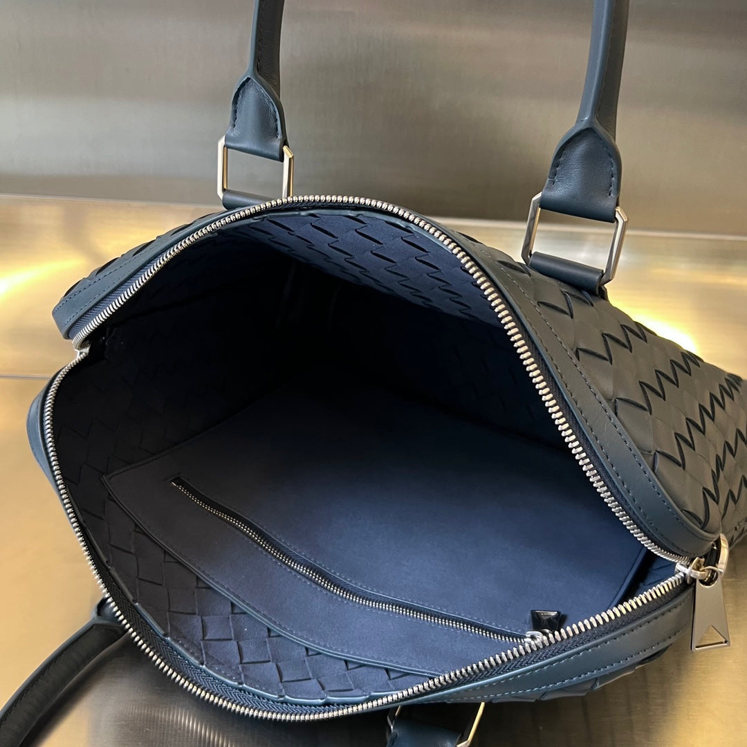 Bottega Veneta Slim Intrecciato Briefcase 36 Slate Calfskin Bag