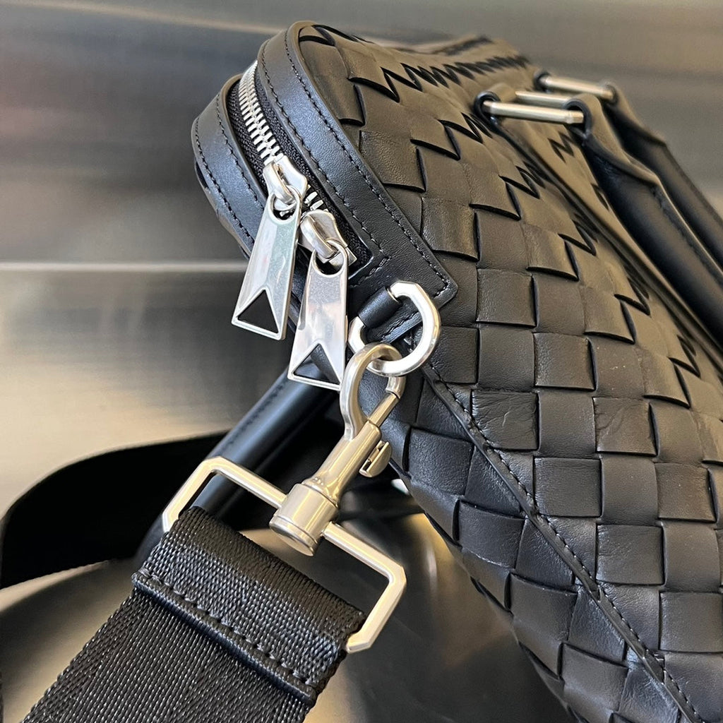 Bottega Veneta Slim Intrecciato Briefcase 36 Black Calfskin Bag