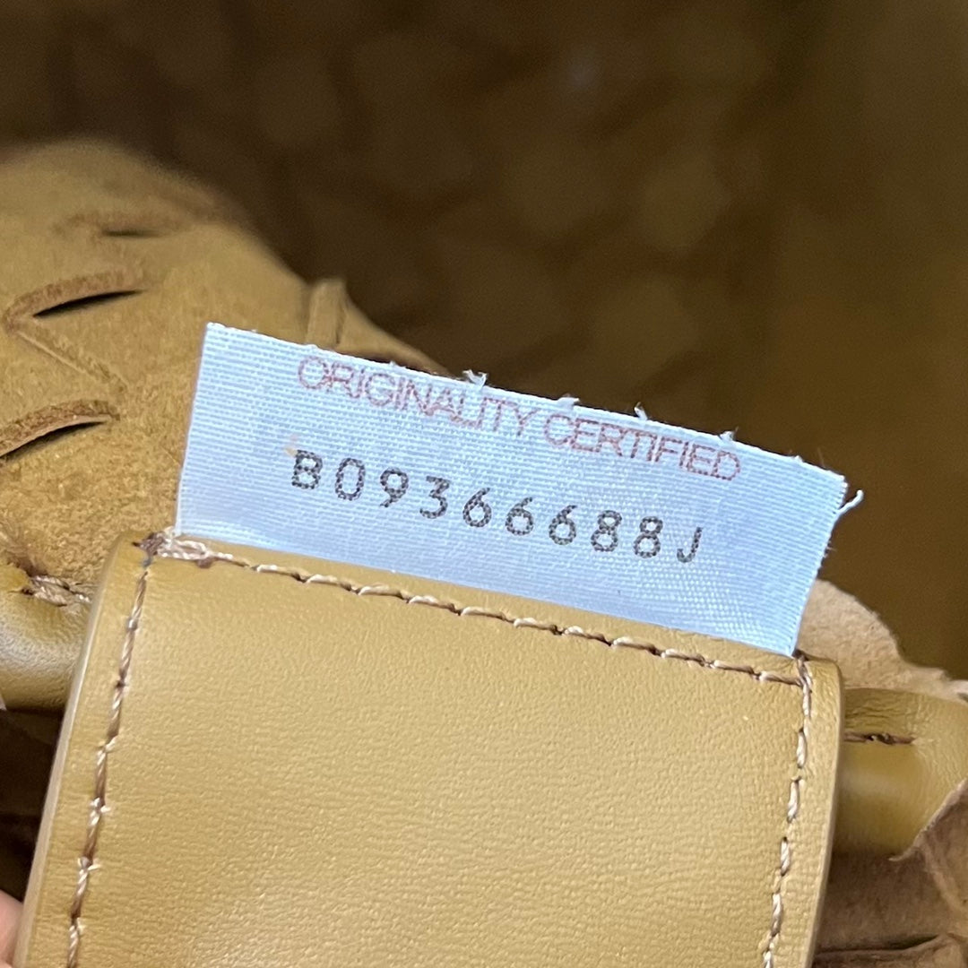 Bottega Veneta Slim Intrecciato Briefcase 36 Caramel Brown Calfskin Bag