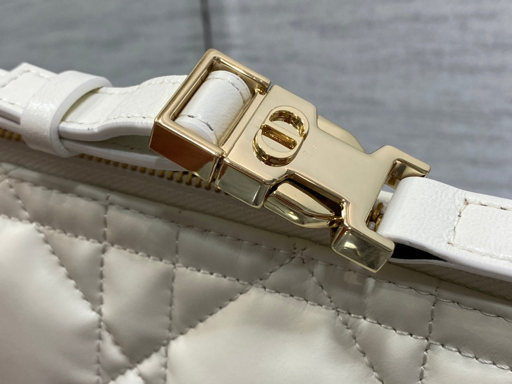 Dior Travel Nomad Pouch 22 in White Macrocannage Lambskin Gold Hardware