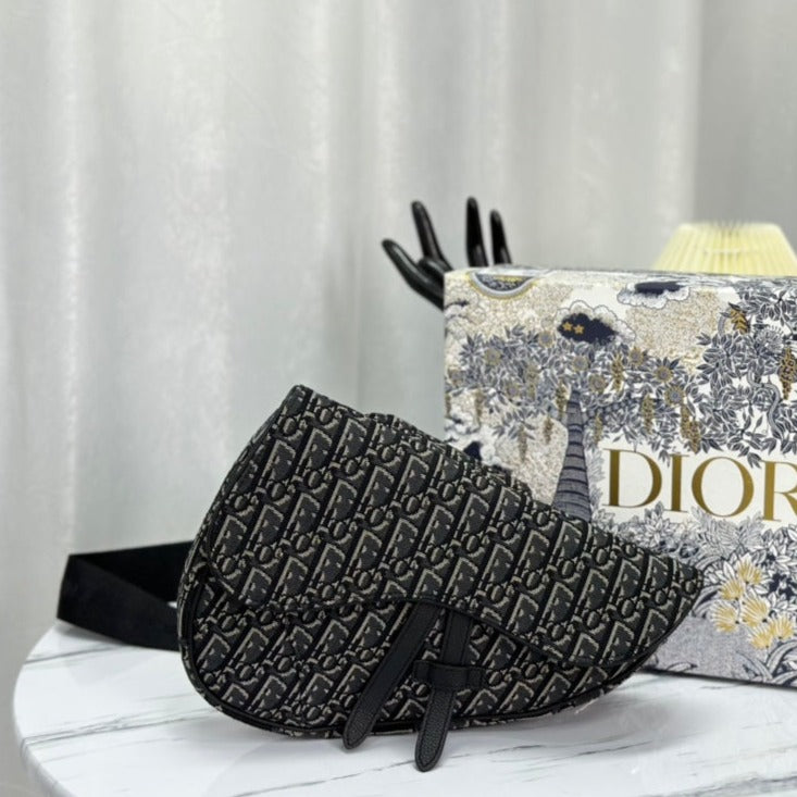 Saddle 28 Bag in Black Oblique Jacquard