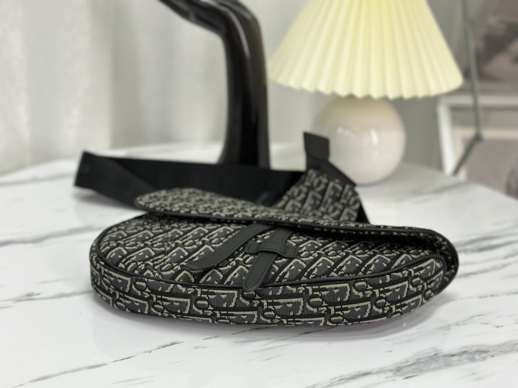 Saddle 28 Bag in Black Oblique Jacquard