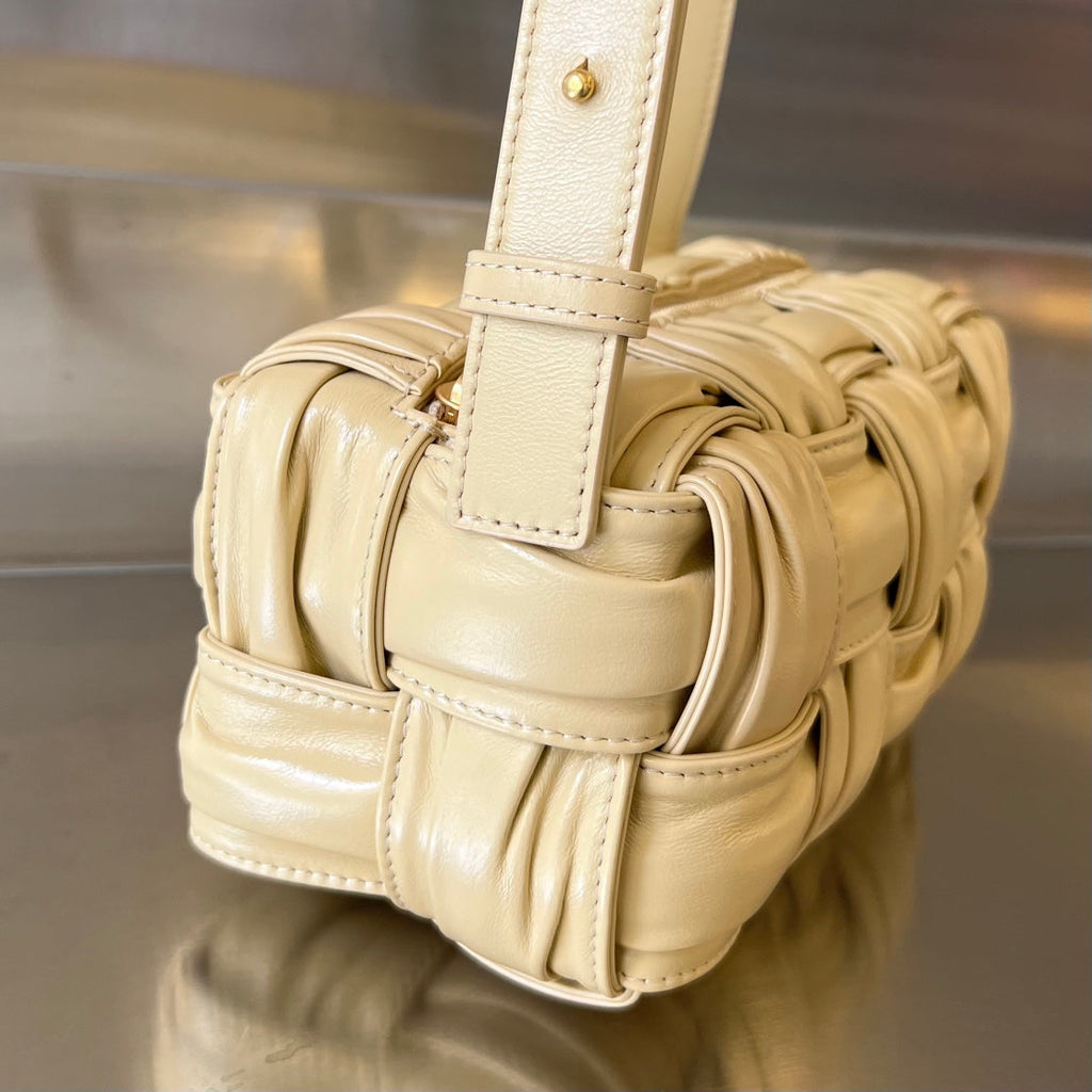 Bottega Veneta Small Brick Cassette 23 in Blond Beige Soft Lambskin Bag