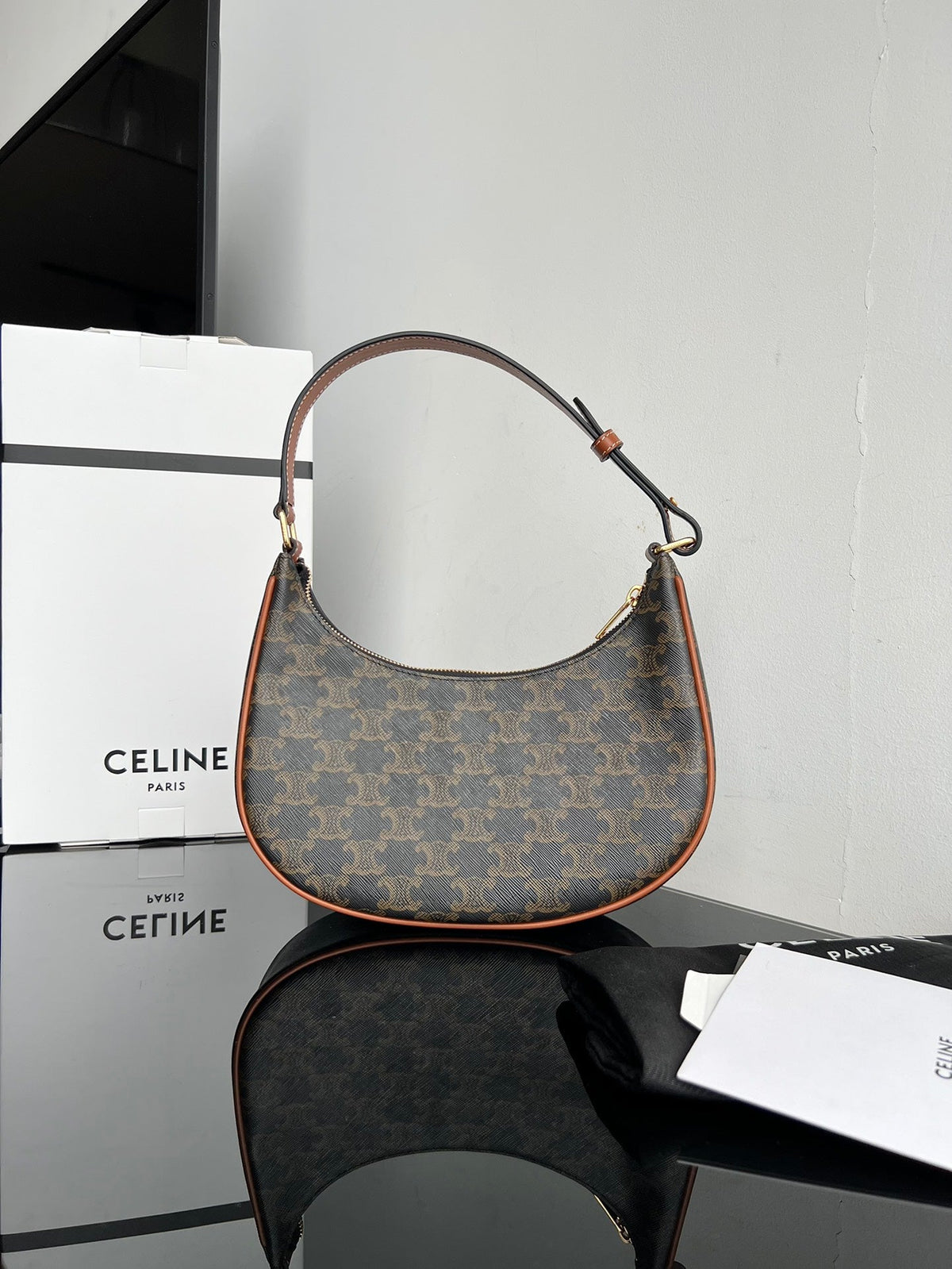 Celine Triphome 23 Cowhide Tan Caro Bag