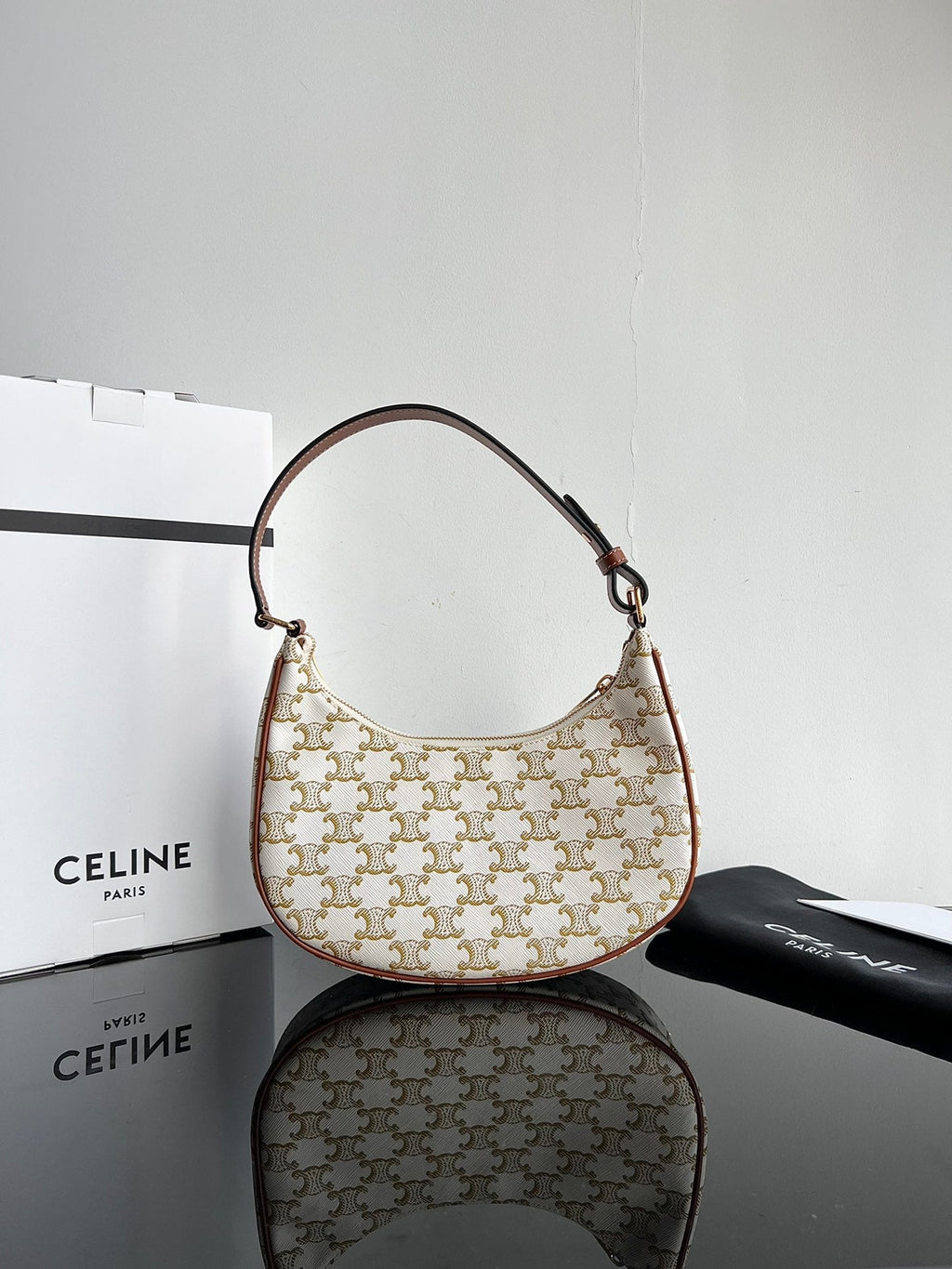 Celine Triomphe 23 Cowhide White Caro Bag