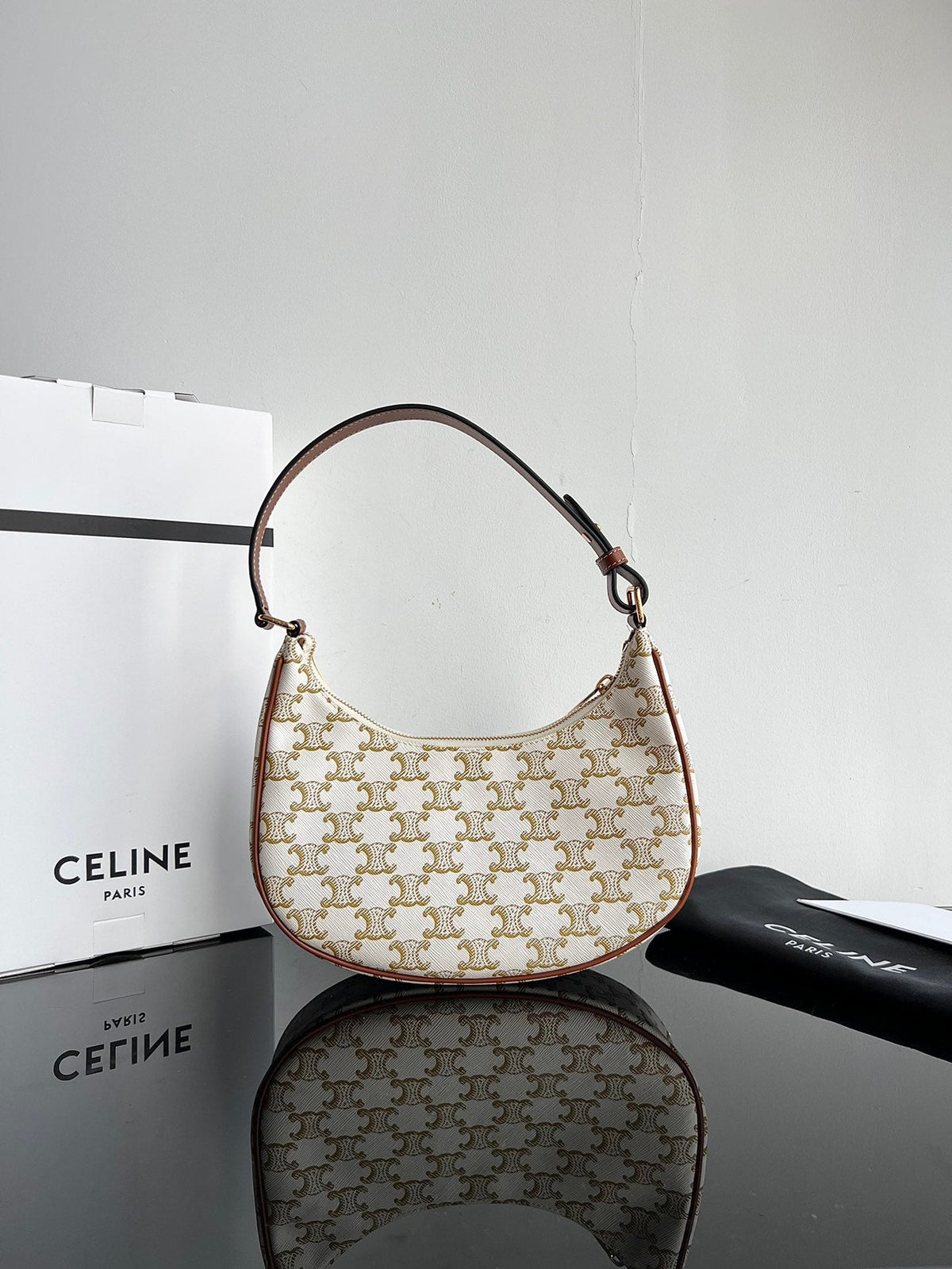 Celine Triomphe 23 Cowhide White Caro Bag