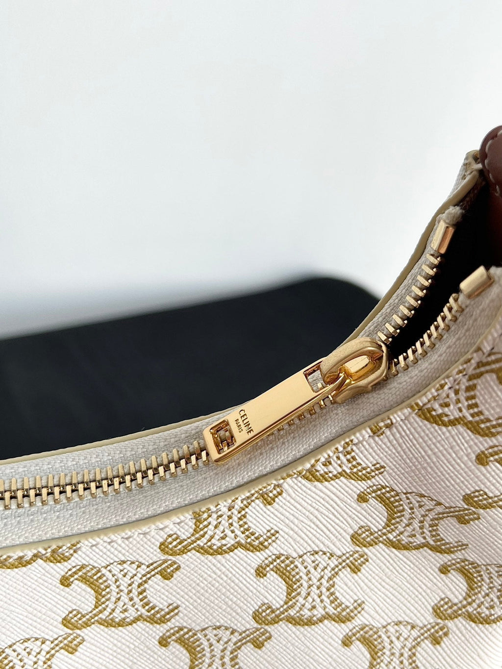 Celine Triomphe 23 Cowhide White Caro Bag