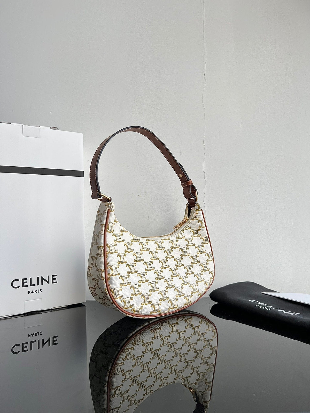 Celine Triomphe 23 Cowhide White Caro Bag