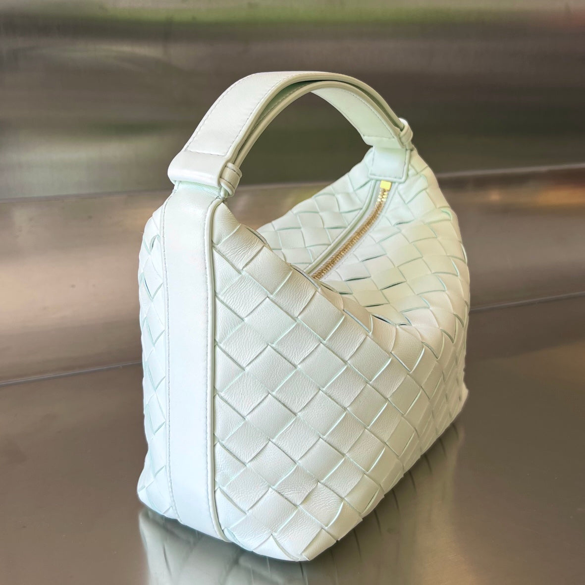 Bottega Veneta Wallace 22 Bag in White Calfskin