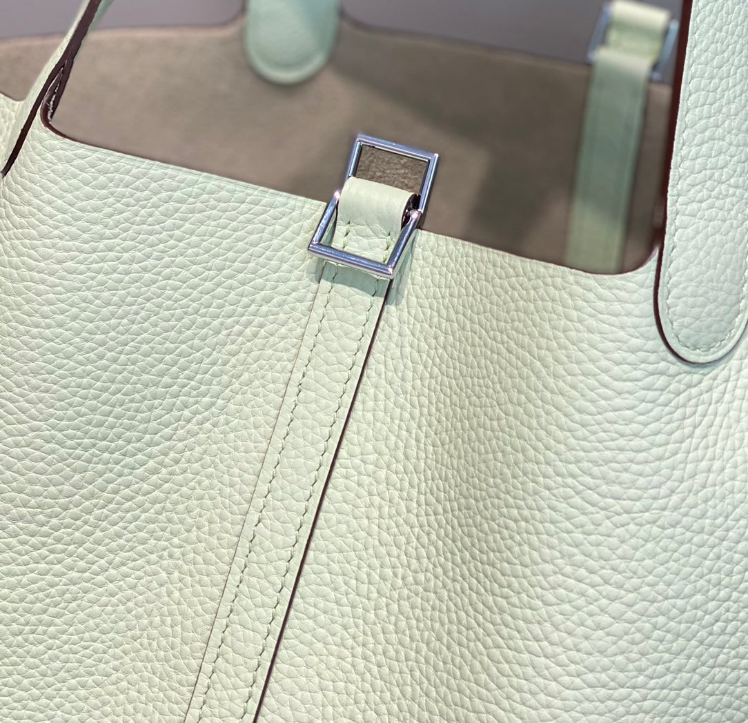 Hermes Picotin Lock 22 Lime Togo Shw Bag
