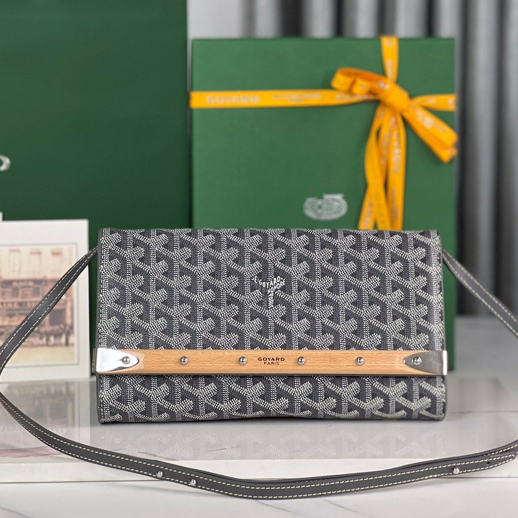 Goyard Monte-Carlo PM Clutch 25 in Gray Goyardine Canvas
