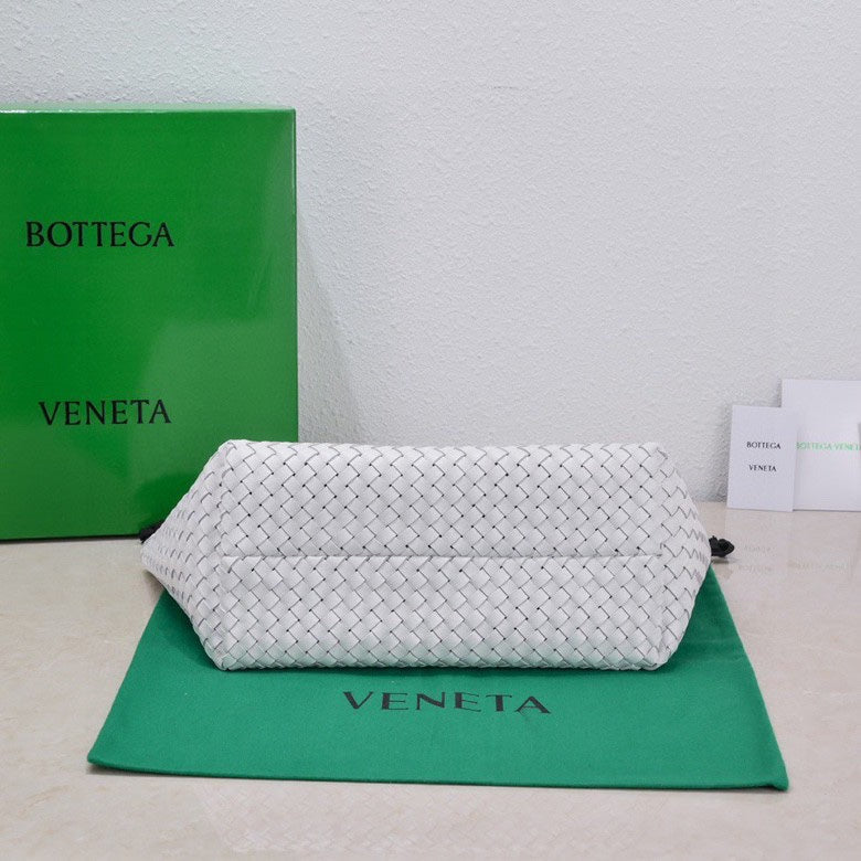 Bottega Veneta Large Cabat 45cm White Lambskin Ghw Bag
