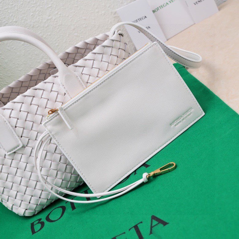 Bottega Veneta Mini Cabat 20cm White Lambskin Ghw Bag