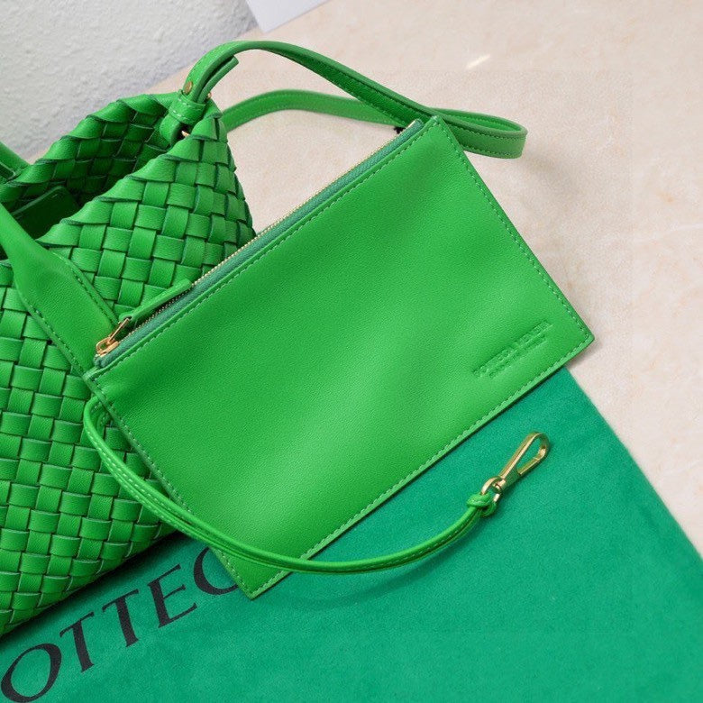 Bottega Veneta Mini Cabat 20cm Dark Green Lambskin Ghw Bag