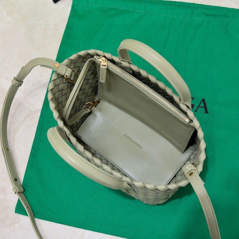 Bottega Veneta Mini Cabat 20cm Light Green Lambskin Ghw Bag