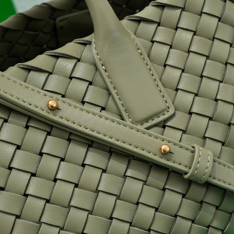Bottega Veneta Mini Cabat 20cm Light Green Lambskin Ghw Bag