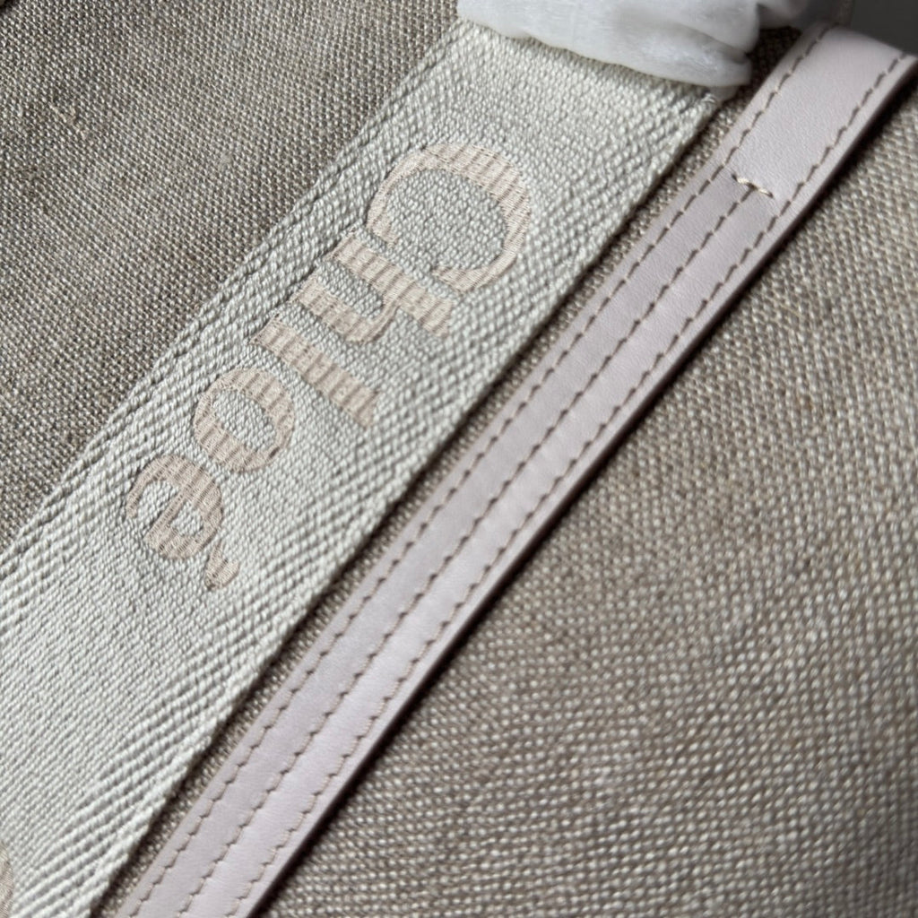 Lagre Woody Tote Bag 45 in Beige Linen Canvas Webbing Logo Embroider Cotton White Calfskin