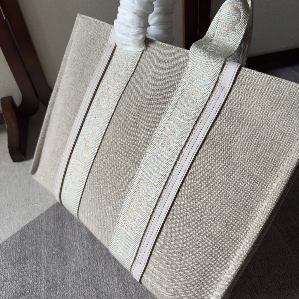 Lagre Woody Tote Bag 45 in Beige Linen Canvas Webbing Logo Embroider Cotton White Calfskin