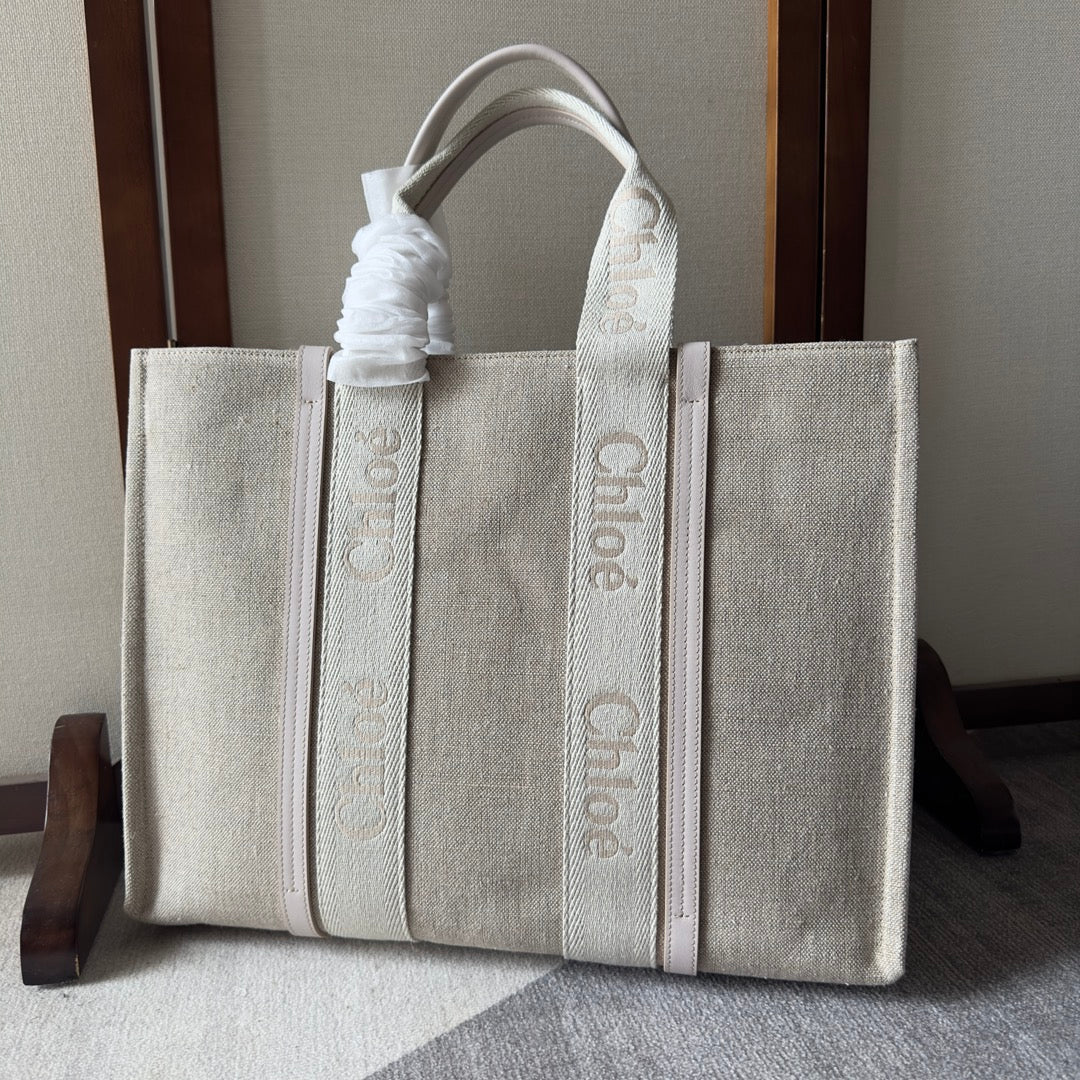 Lagre Woody Tote Bag 45 in Beige Linen Canvas Webbing Logo Embroider Cotton White Calfskin