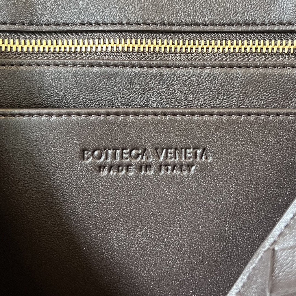 Bottega Veneta Small Andiamo 29 in Dark Brown Lambskin Bag