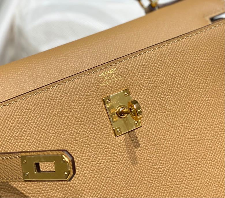 Hermes Kelly 25cm in Chai Epsom Calfskin Gold Hardware Bag