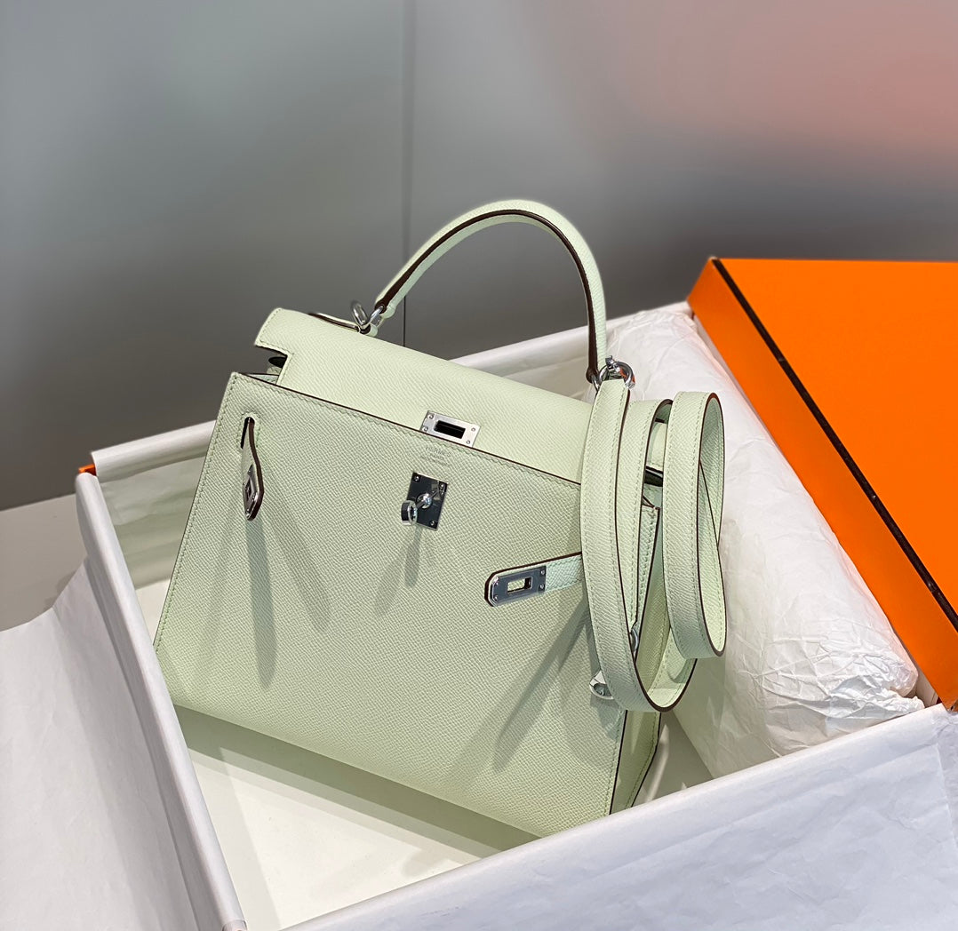 Hermes Kelly 25cm in Vert Fizz Swift Calfskin Silver Hardware Bag