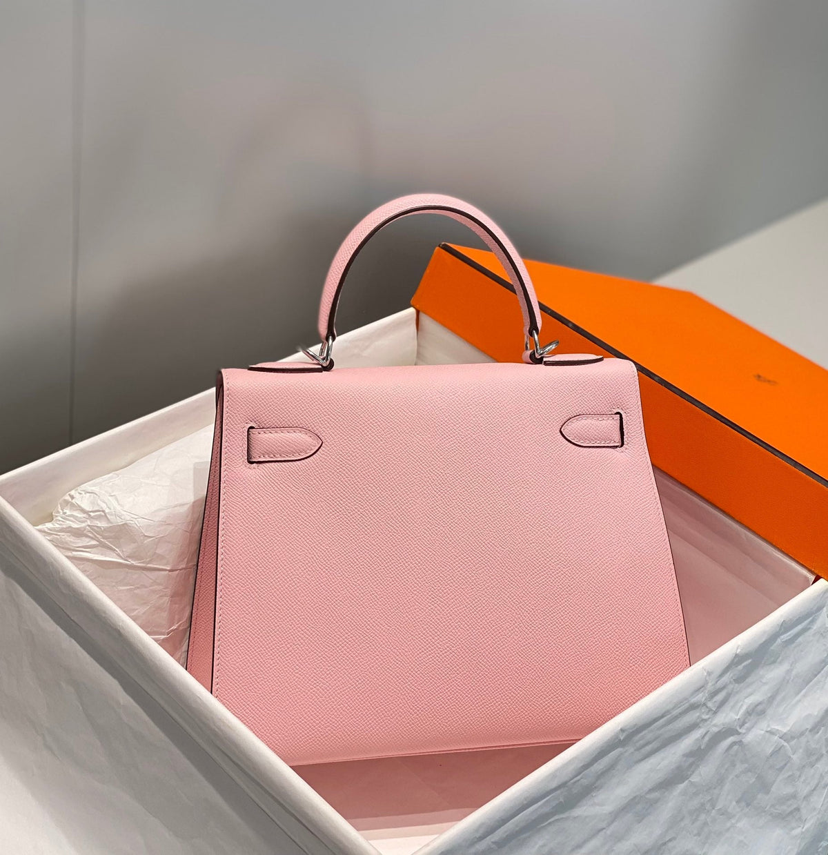 Hermes Kelly 28cm in Rose Sakura Swift Calfskin Silver Hardware Bag