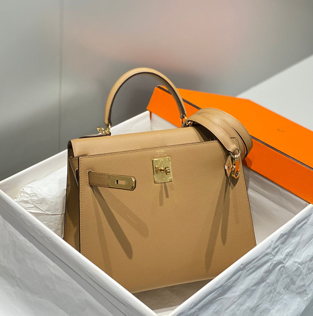 Hermes Kelly 28cm in Chai Epsom Calfskin Gold Hardware Bag