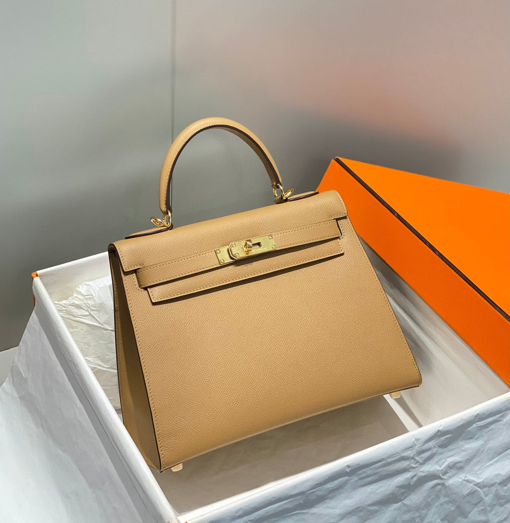 Hermes Kelly 28cm in Chai Epsom Calfskin Gold Hardware Bag