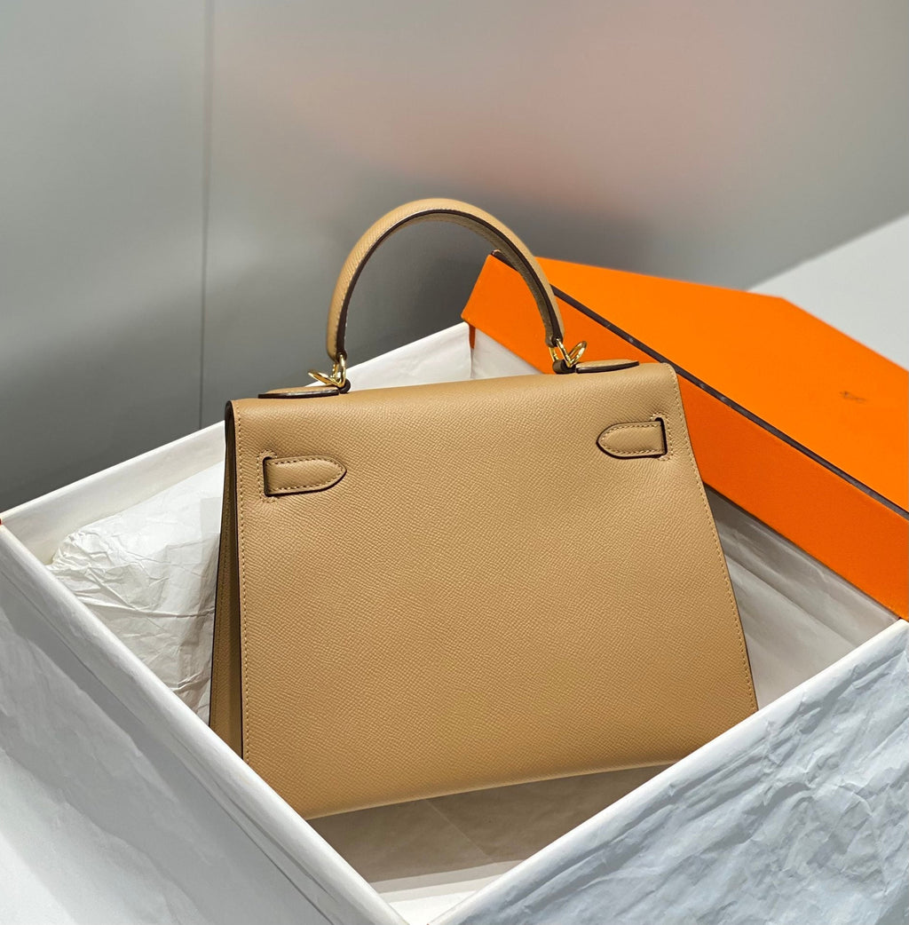Hermes Kelly 28cm in Chai Epsom Calfskin Gold Hardware Bag