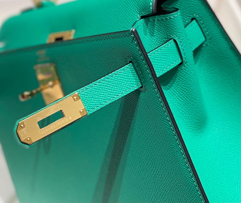 Hermes Kelly 28cm in Vert Vertigo Epsom Calfskin Gold Hardware Bag