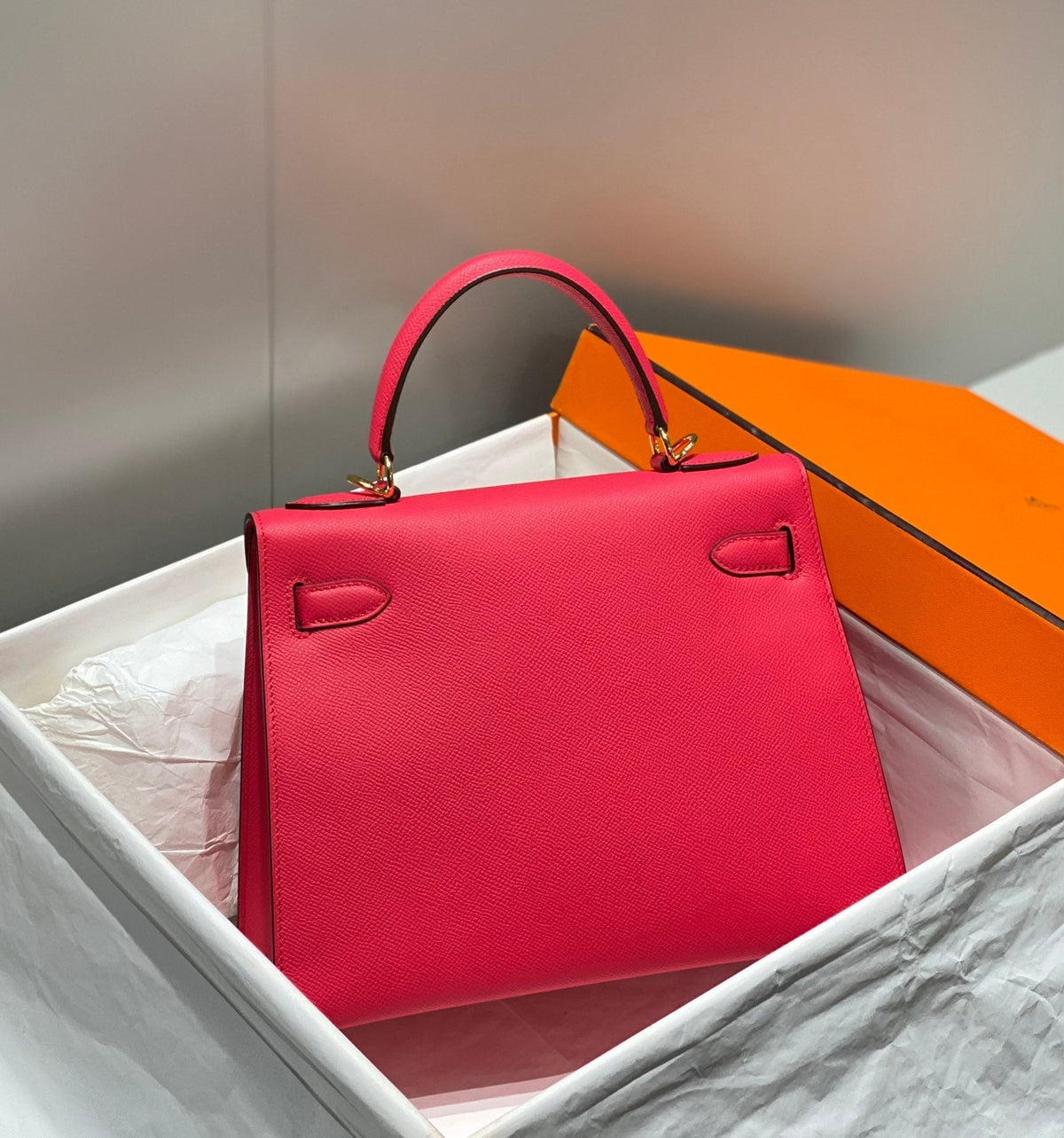 Hermes Kelly 28cm in Rose Tyrien Swift Calfskin Gold Hardware Bag