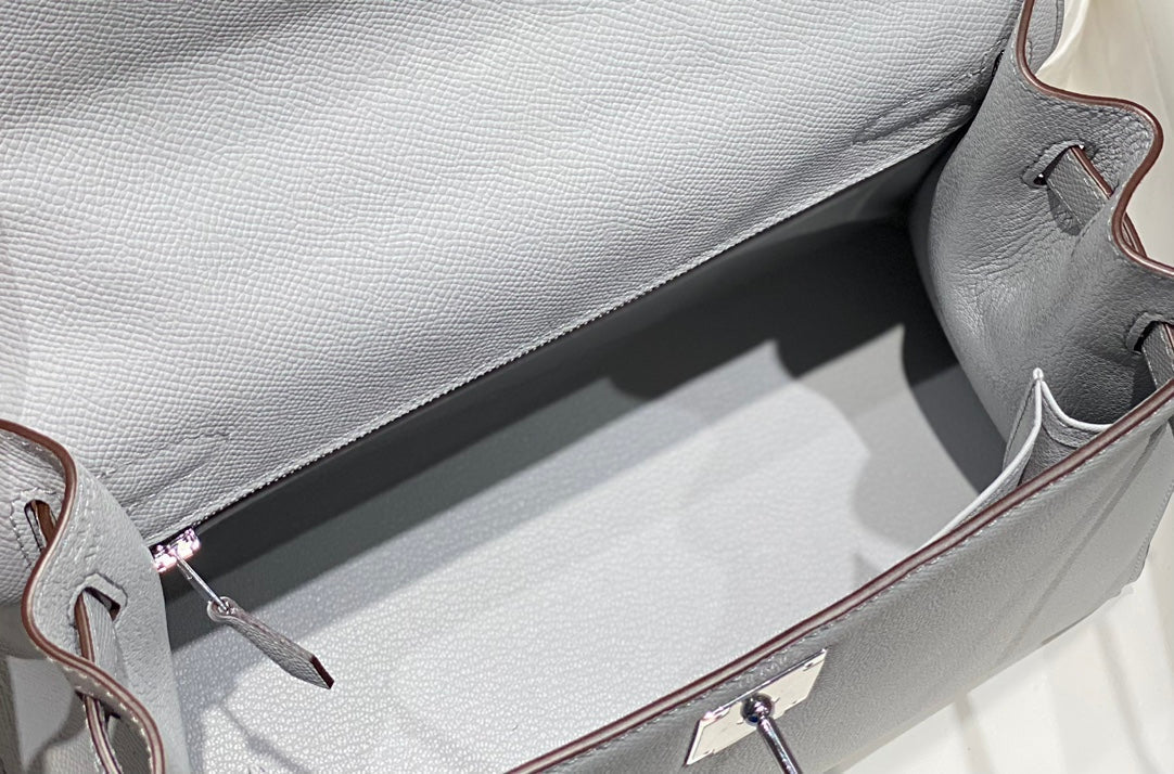 Hermes Kelly 28cm in Gris Perle Epsom Calfskin Palladium Hardware Bag